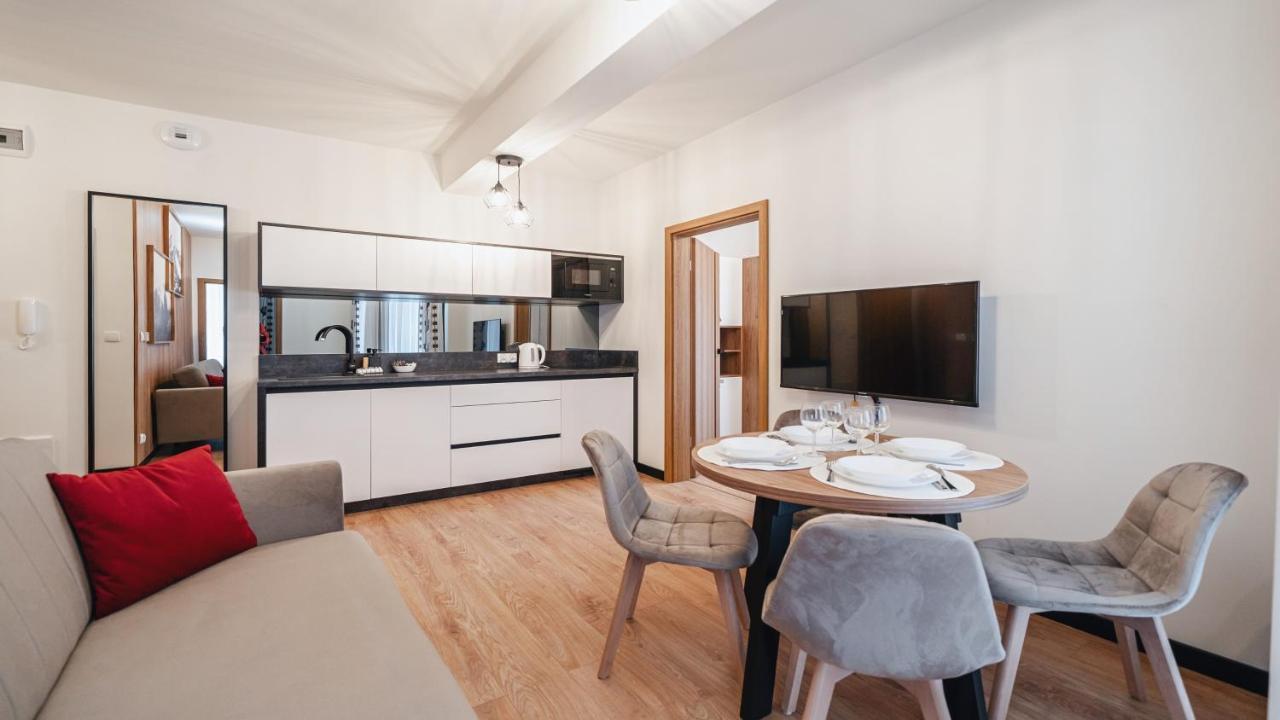 Apartamenty Sun & Snow Ski Apartments ビャウカ エクステリア 写真