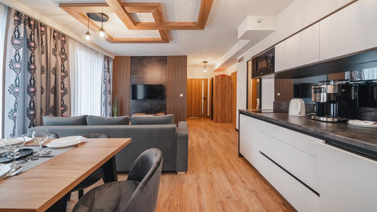 Apartamenty Sun & Snow Ski Apartments ビャウカ エクステリア 写真