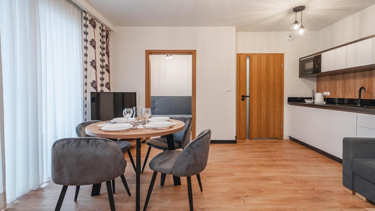Apartamenty Sun & Snow Ski Apartments ビャウカ エクステリア 写真
